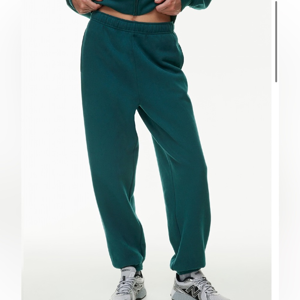 Aritzia TNA Cozy Fleece Mega Sweatpants
